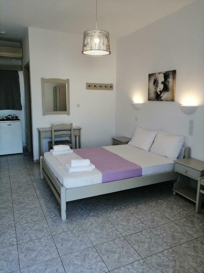Agnanti View Hotel Pachaina ภายนอก รูปภาพ